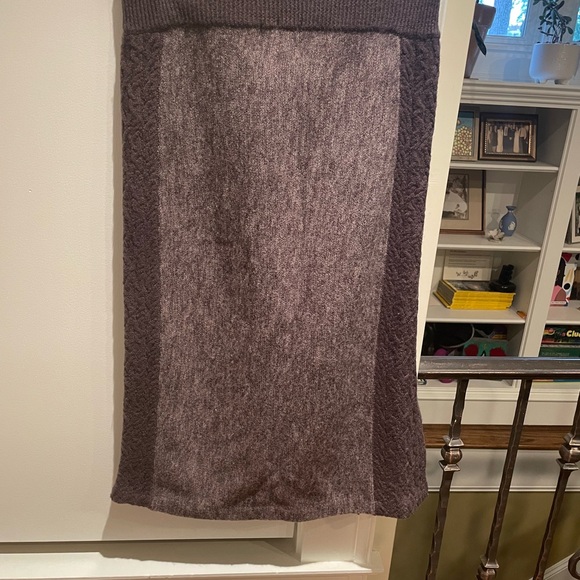 Toad&Co Knee length wool skirt - Picture 2 of 3